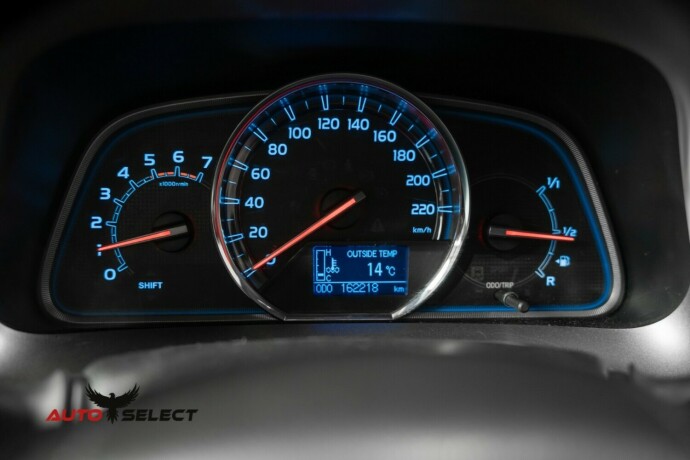 toyota-rav4-diesel-2014-big-28