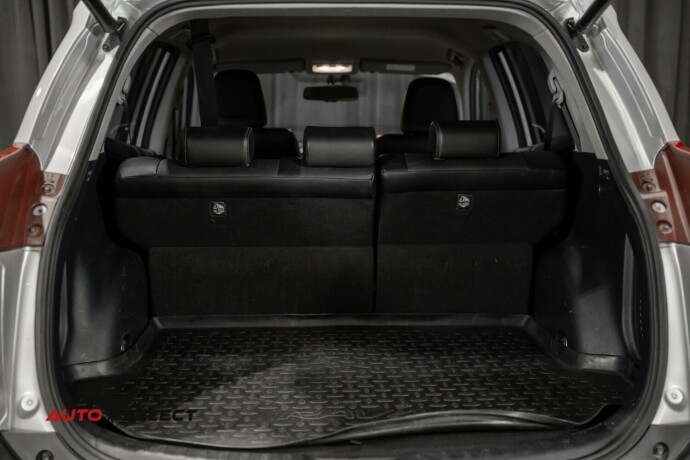 toyota-rav4-diesel-2014-big-9