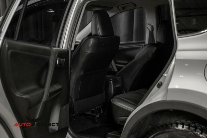 toyota-rav4-diesel-2014-big-15