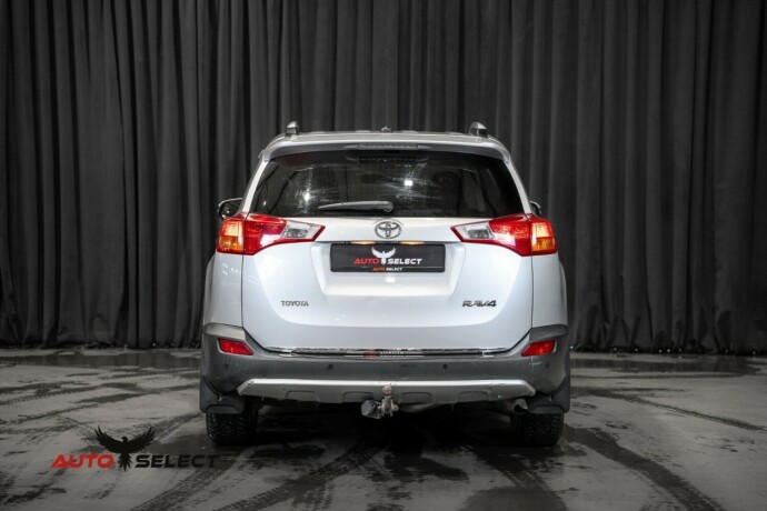 toyota-rav4-diesel-2014-big-8