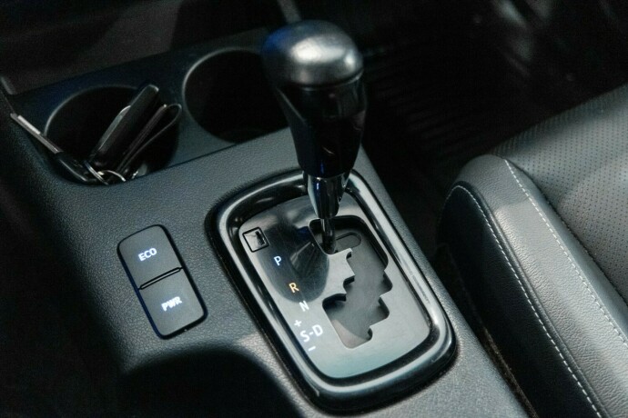 toyota-hilux-2023-big-20