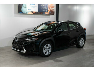Lexus | UX | Elektrisitet+bensin | 2019