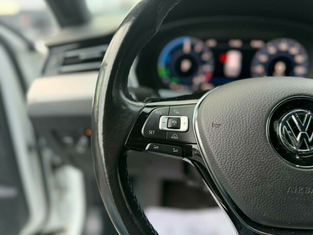 volkswagen-passat-elektrisitetbensin-2017-big-16