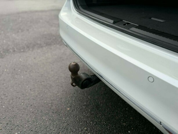 volkswagen-passat-elektrisitetbensin-2017-big-25