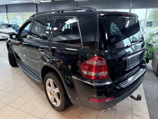mercedes-benz-gl-diesel-2007-big-4