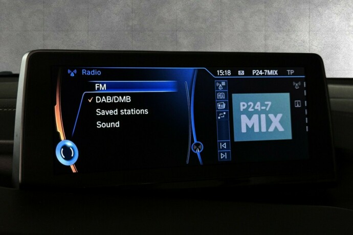 bmw-i8-elektrisitetbensin-2015-big-36