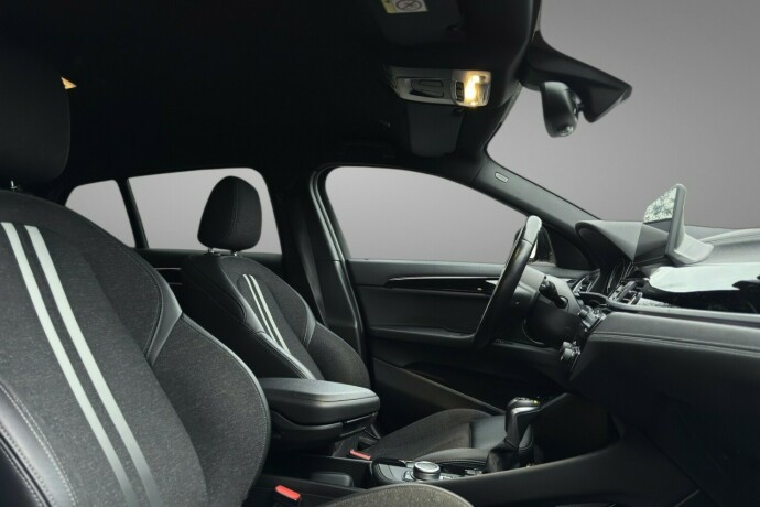 bmw-x2-elektrisitetbensin-2022-big-12