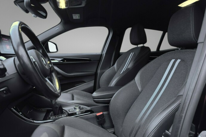 bmw-x2-elektrisitetbensin-2022-big-8