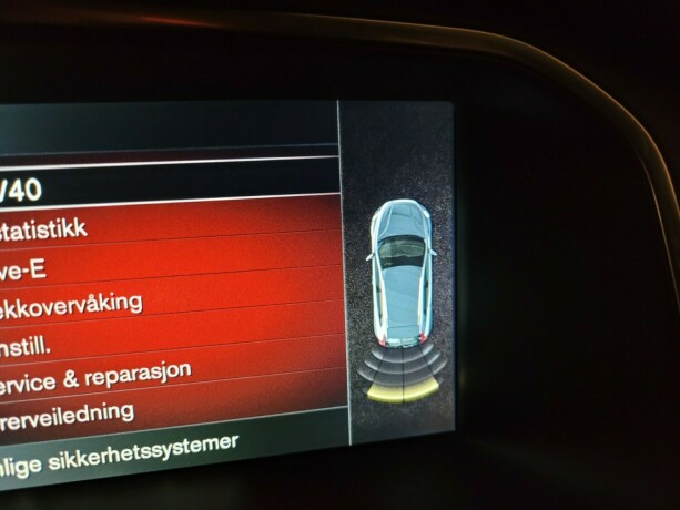 volvo-v40-cross-country-diesel-2015-big-27