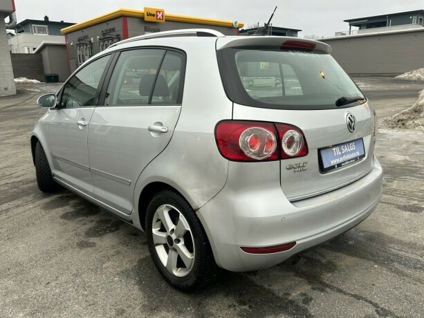 volkswagen-golf-plus-bensin-2010-big-2