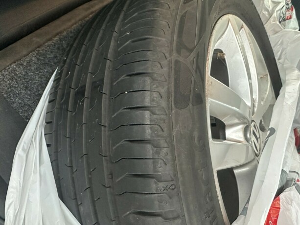 volkswagen-golf-plus-bensin-2010-big-8