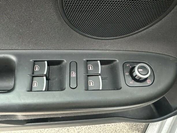 volkswagen-golf-plus-bensin-2010-big-6