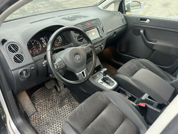 volkswagen-golf-plus-bensin-2010-big-5