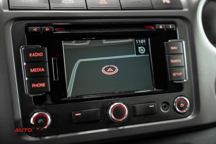 volkswagen-amarok-diesel-2016-big-33