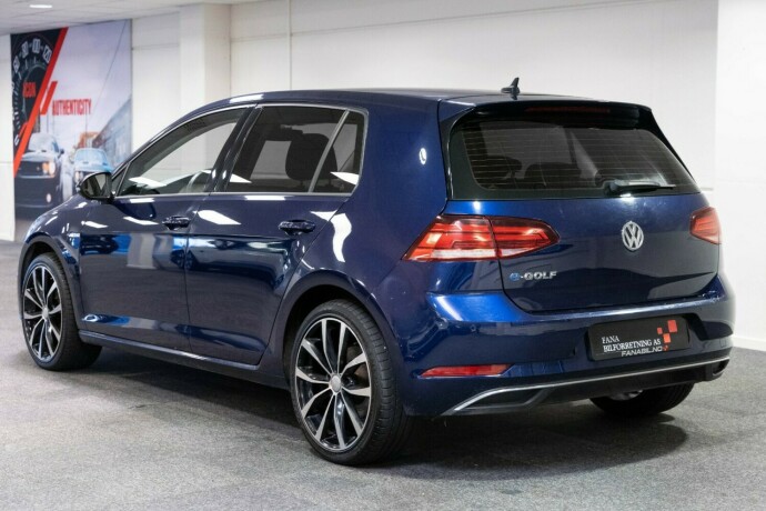 volkswagen-golf-elektrisitet-2018-big-1