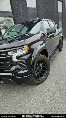 chevrolet-silverado-diesel-2023-big-25