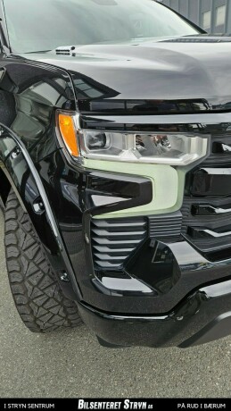 chevrolet-silverado-diesel-2023-big-24