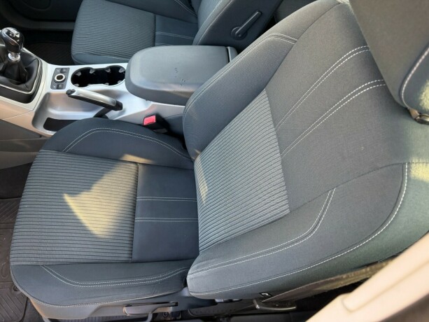 ford-c-max-diesel-2011-big-13