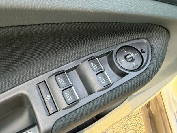 ford-c-max-diesel-2011-big-15