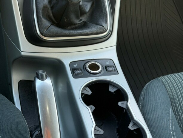 ford-c-max-diesel-2011-big-10