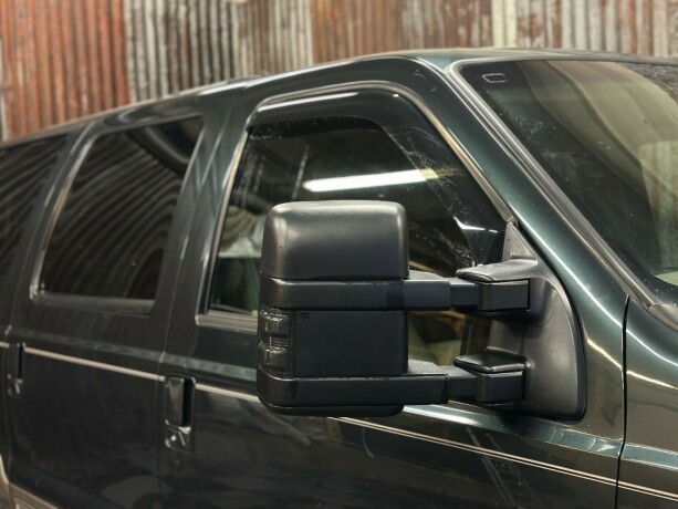 ford-excursion-diesel-2001-big-6