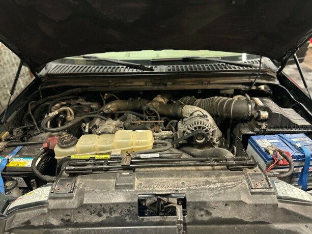 ford-excursion-diesel-2001-big-46