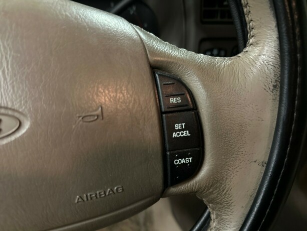 ford-excursion-diesel-2001-big-25