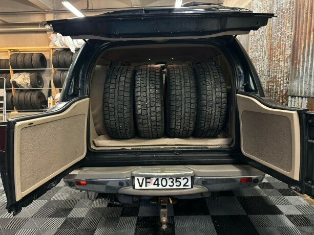 ford-excursion-diesel-2001-big-45