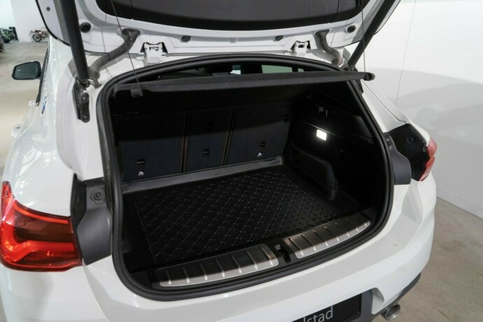 bmw-x2-diesel-2019-big-18