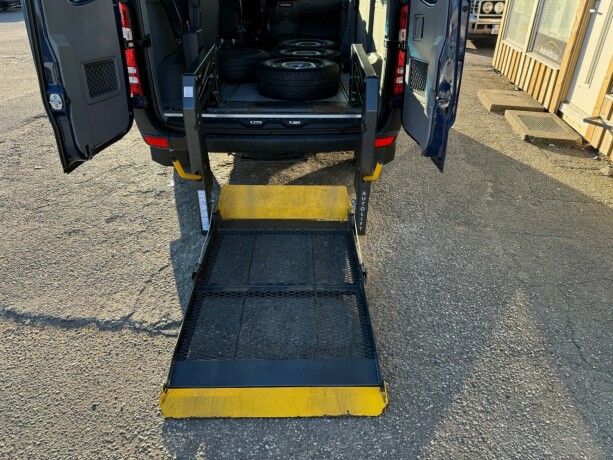 mercedes-benz-sprinter-diesel-2012-big-10