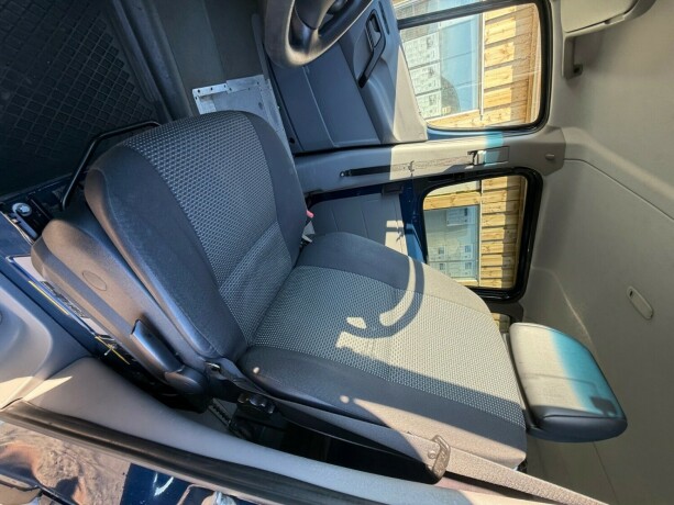 mercedes-benz-sprinter-diesel-2012-big-17