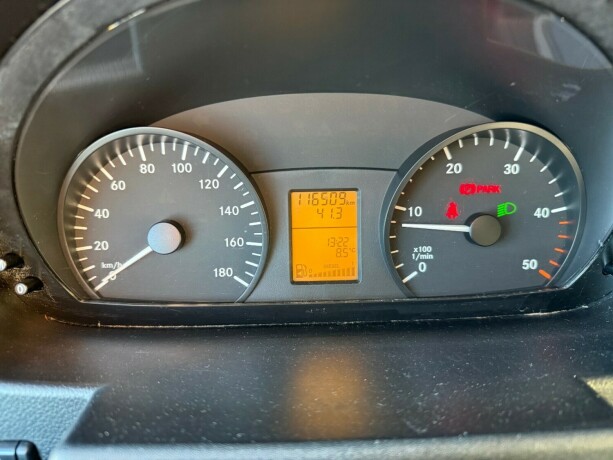 mercedes-benz-sprinter-diesel-2012-big-19