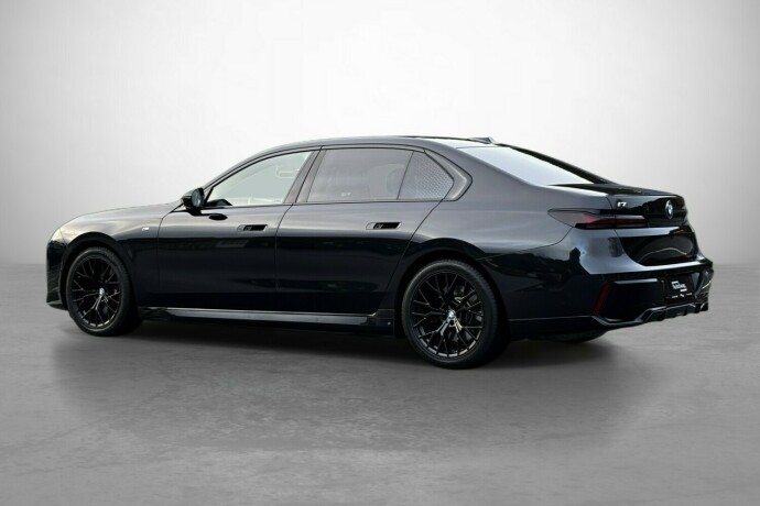 bmw-i7-elektrisitet-2023-big-8