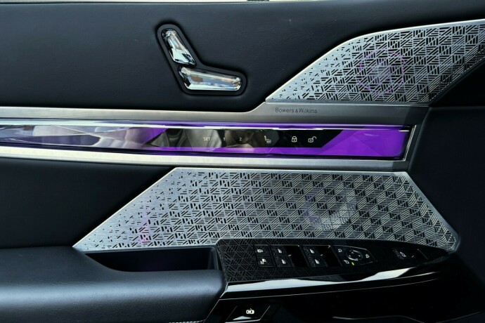 bmw-i7-elektrisitet-2023-big-20