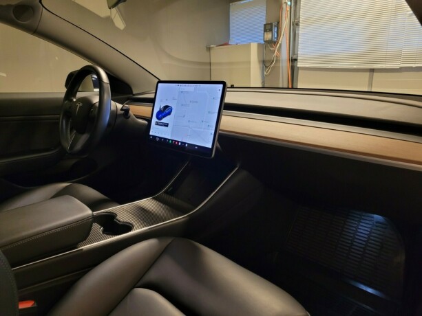 tesla-model-3-elektrisitet-2019-big-15