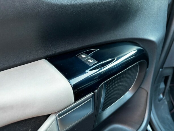 citroen-c4-cactus-bensin-2019-big-12