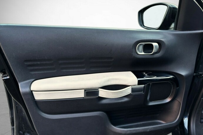 citroen-c4-cactus-bensin-2019-big-11