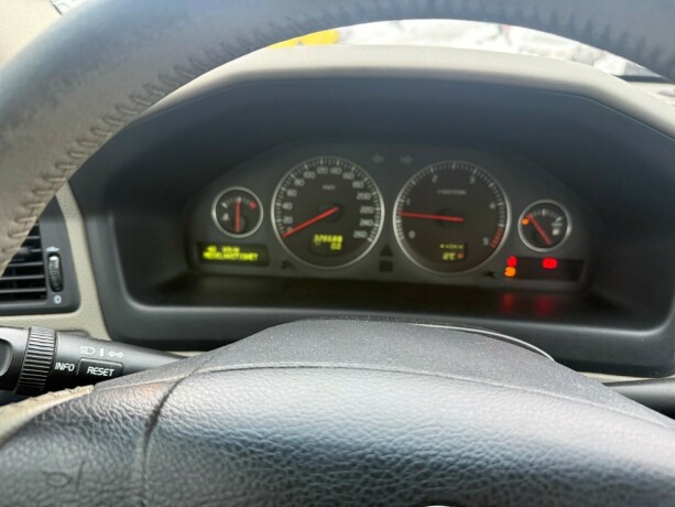 volvo-xc-70-diesel-2005-big-21