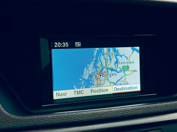 mercedes-benz-e-klasse-diesel-2012-big-26