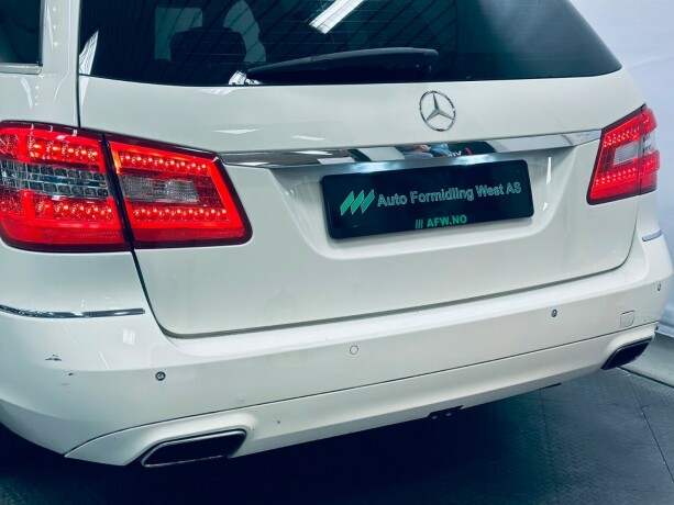 mercedes-benz-e-klasse-diesel-2012-big-6