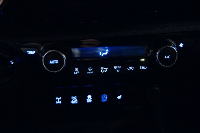 toyota-hilux-diesel-2019-big-14