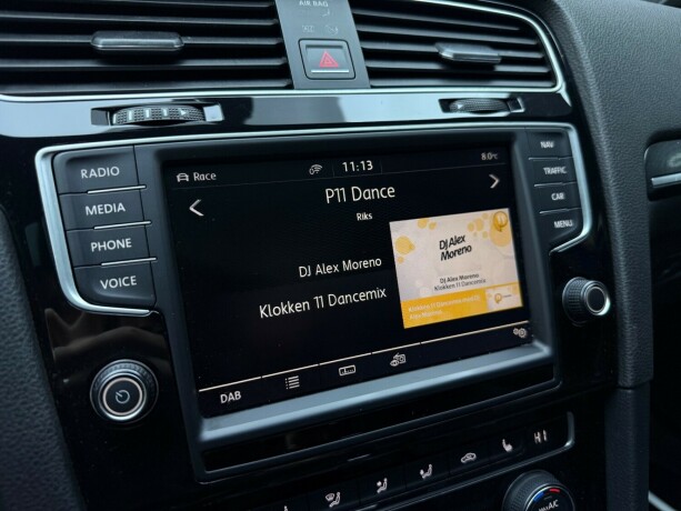 volkswagen-golf-bensin-2016-big-21