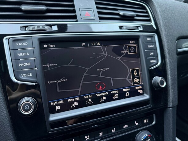 volkswagen-golf-bensin-2016-big-19