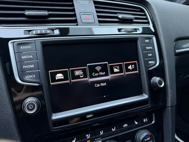 volkswagen-golf-bensin-2016-big-25