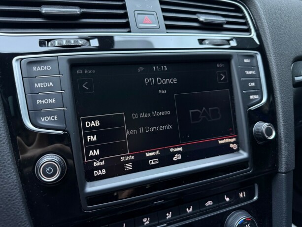 volkswagen-golf-bensin-2016-big-22