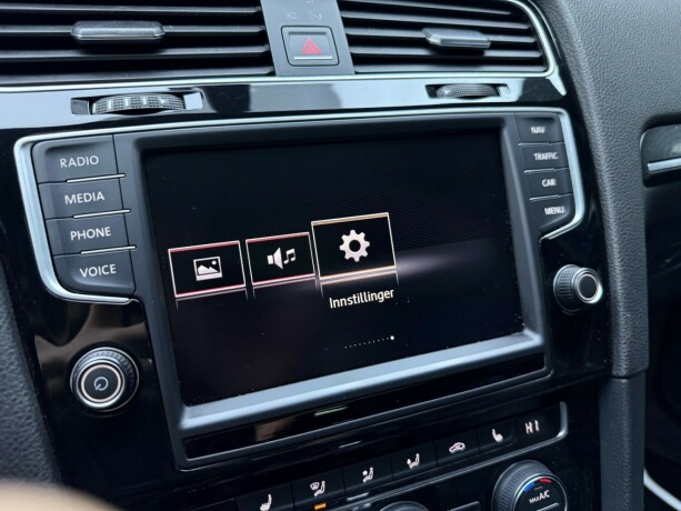 volkswagen-golf-bensin-2016-big-26