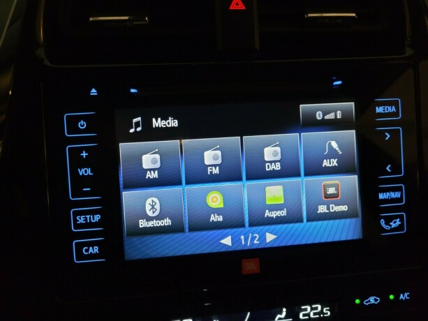 toyota-prius-elektrisitetbensin-2016-big-28