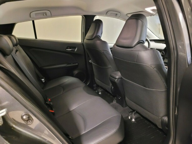 toyota-prius-elektrisitetbensin-2016-big-17