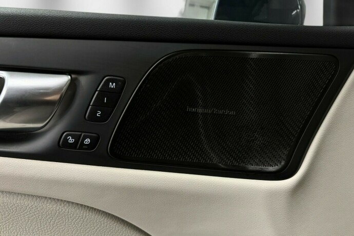 volvo-v60-elektrisitetbensin-2021-big-18