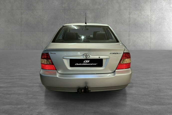 toyota-corolla-bensin-2004-big-4